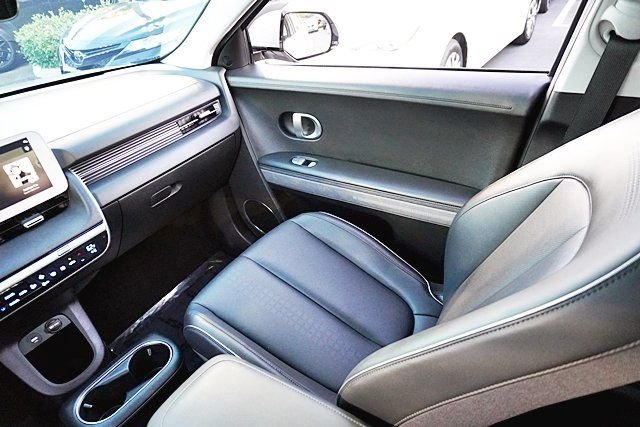 Used 2024 Gray Hyundai Limited image 33