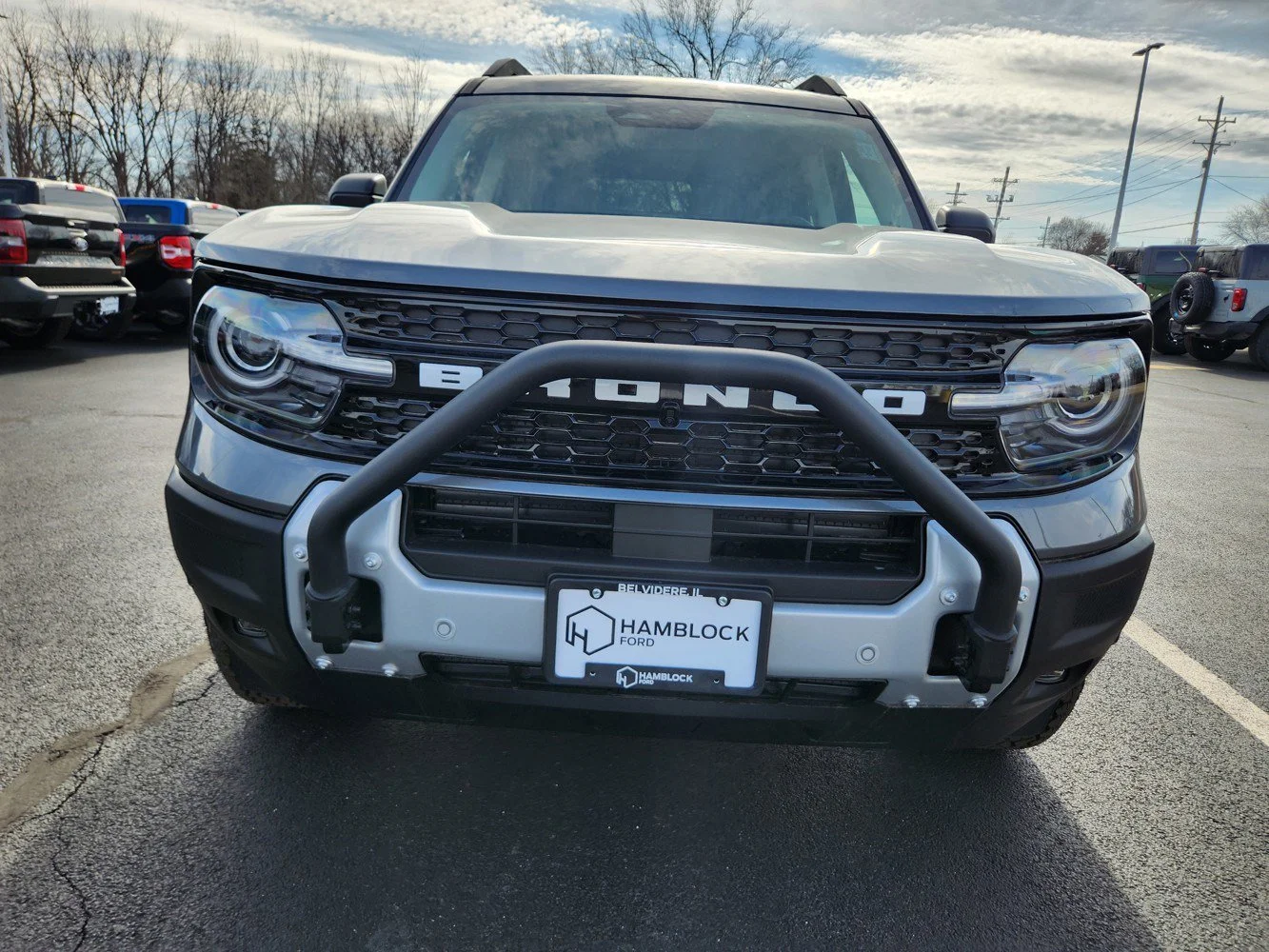 New 2026 Carbonized Gray Metallic Ford Outer Banks image 31