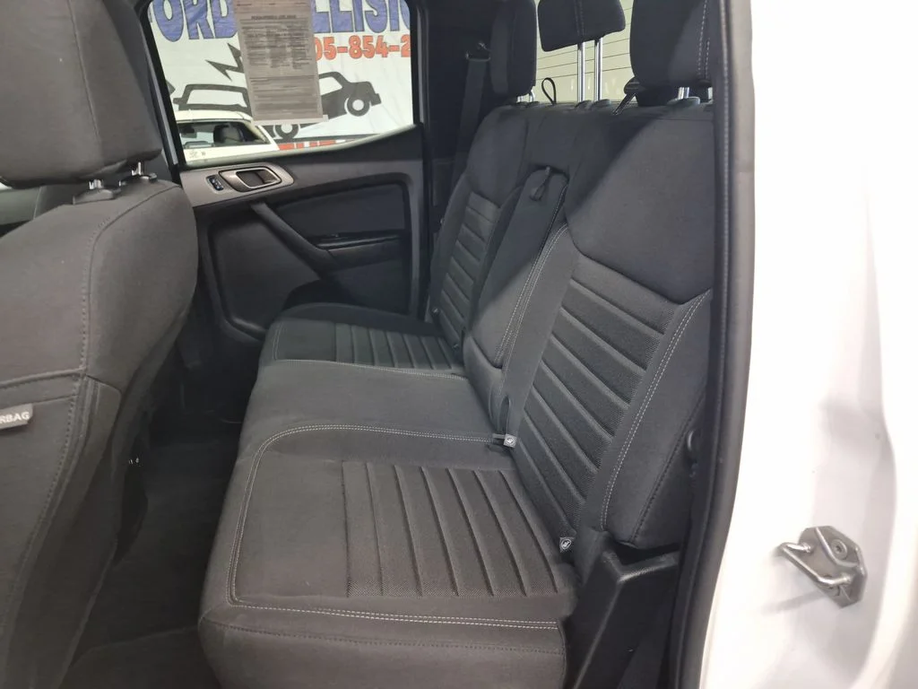 Used 2021 Oxford White Ford XLT image 16