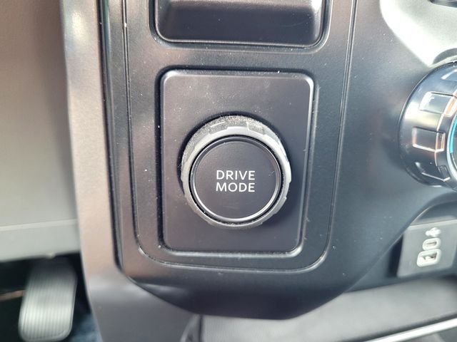 Used 2025 Silver Ford XLT image 19