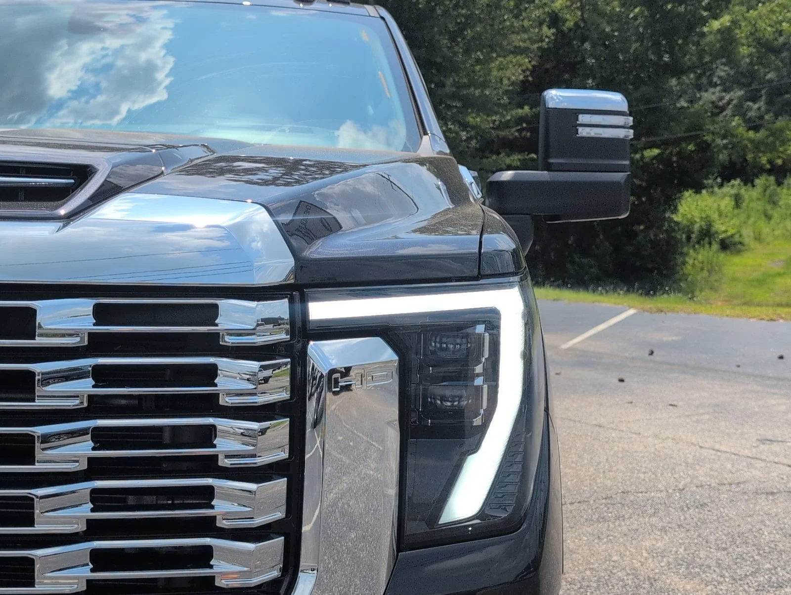 New 2026 Titanium Rush Metallic GMC Denali image 12