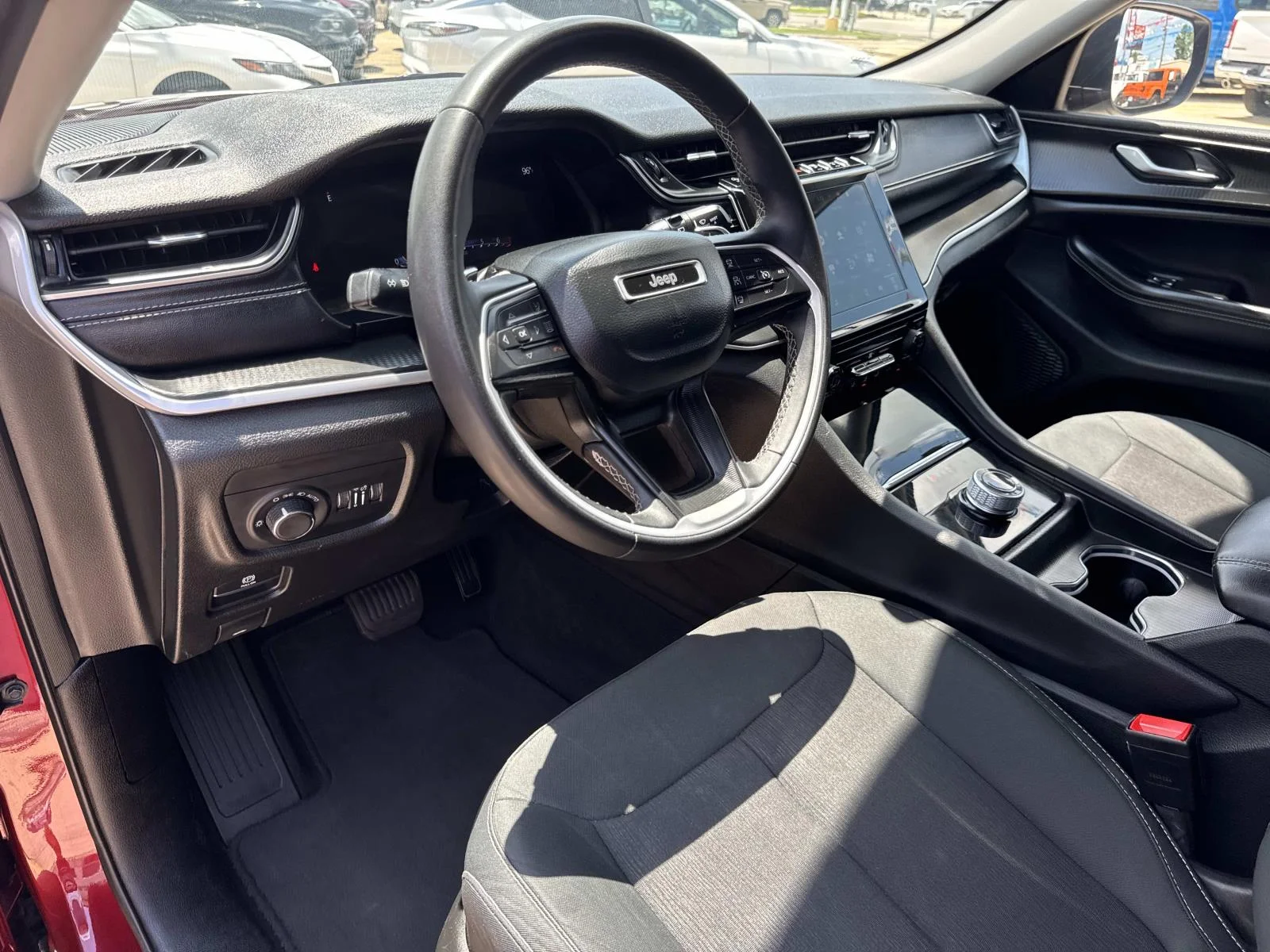 Used 2024 Velvet Red Pearlcoat Jeep Laredo image 17