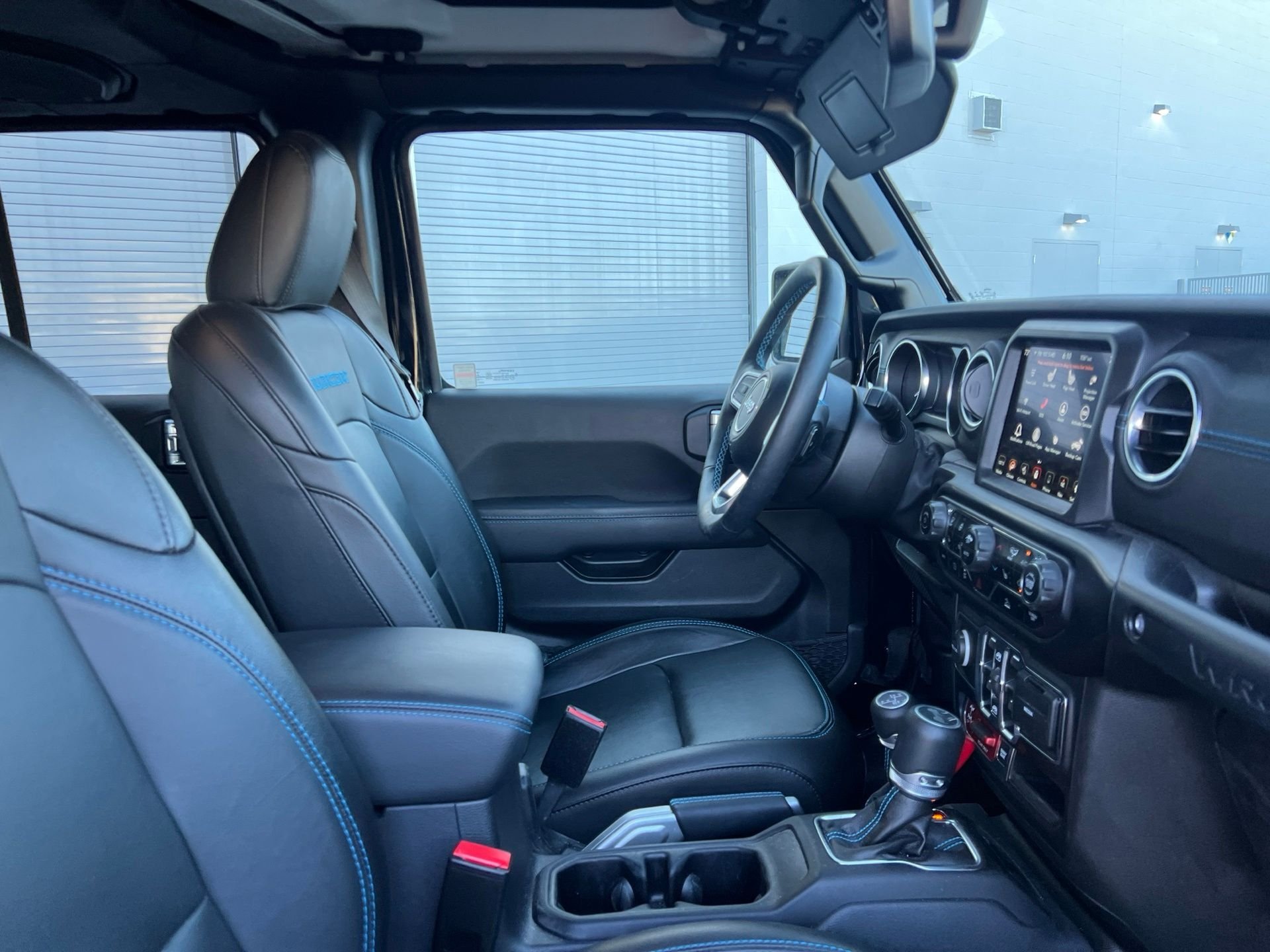 Used 2022 Black Jeep Unlimited Rubicon 4xe image 22