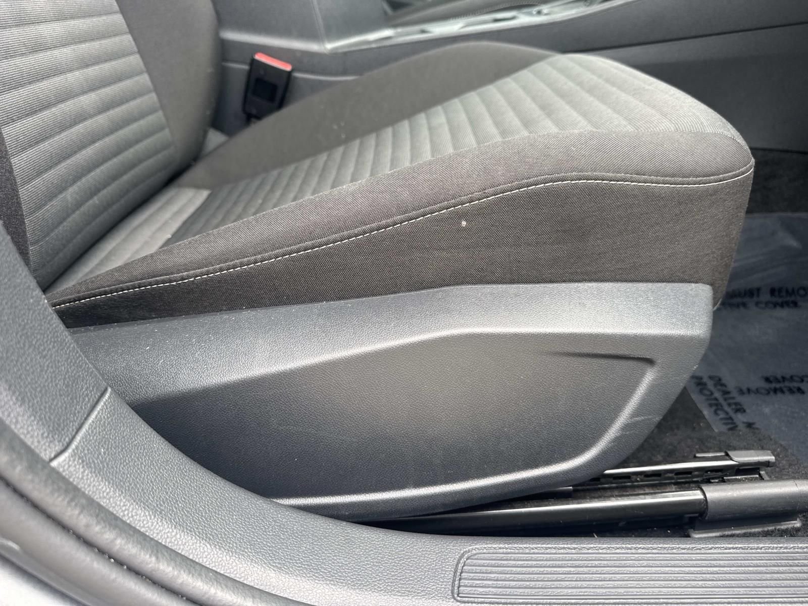 Used 2024 Silver Volkswagen 1.5T S image 12