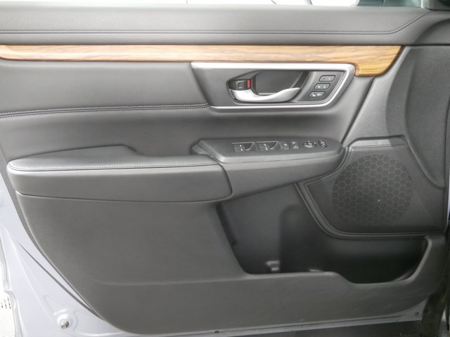 Used 2020 Sonic Gray Pearl Honda Touring image 8
