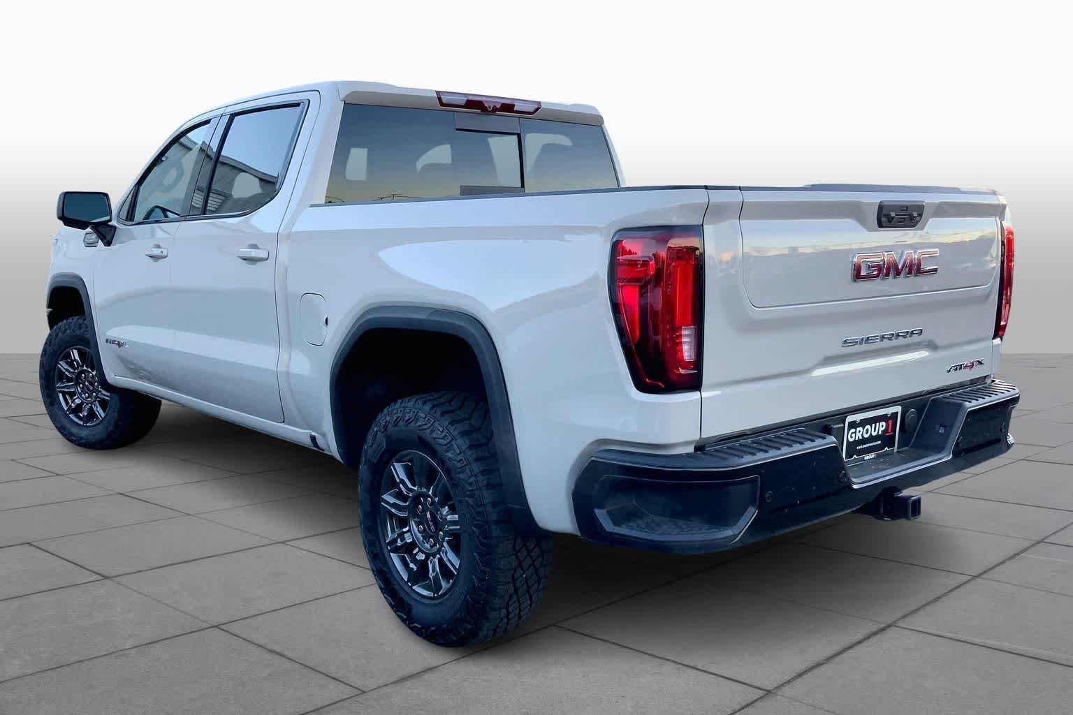 2026 GMC Sierra 1500 AT4X - Photo 12