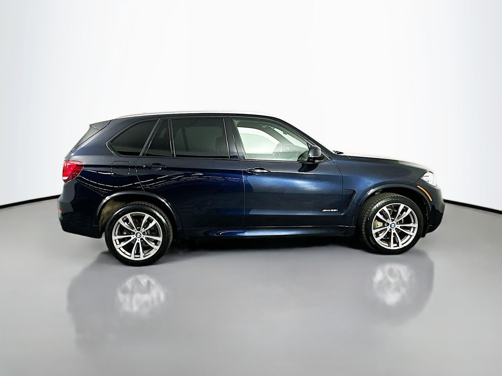 Used 2017 Carbon Black Metallic BMW xDrive35i image 8