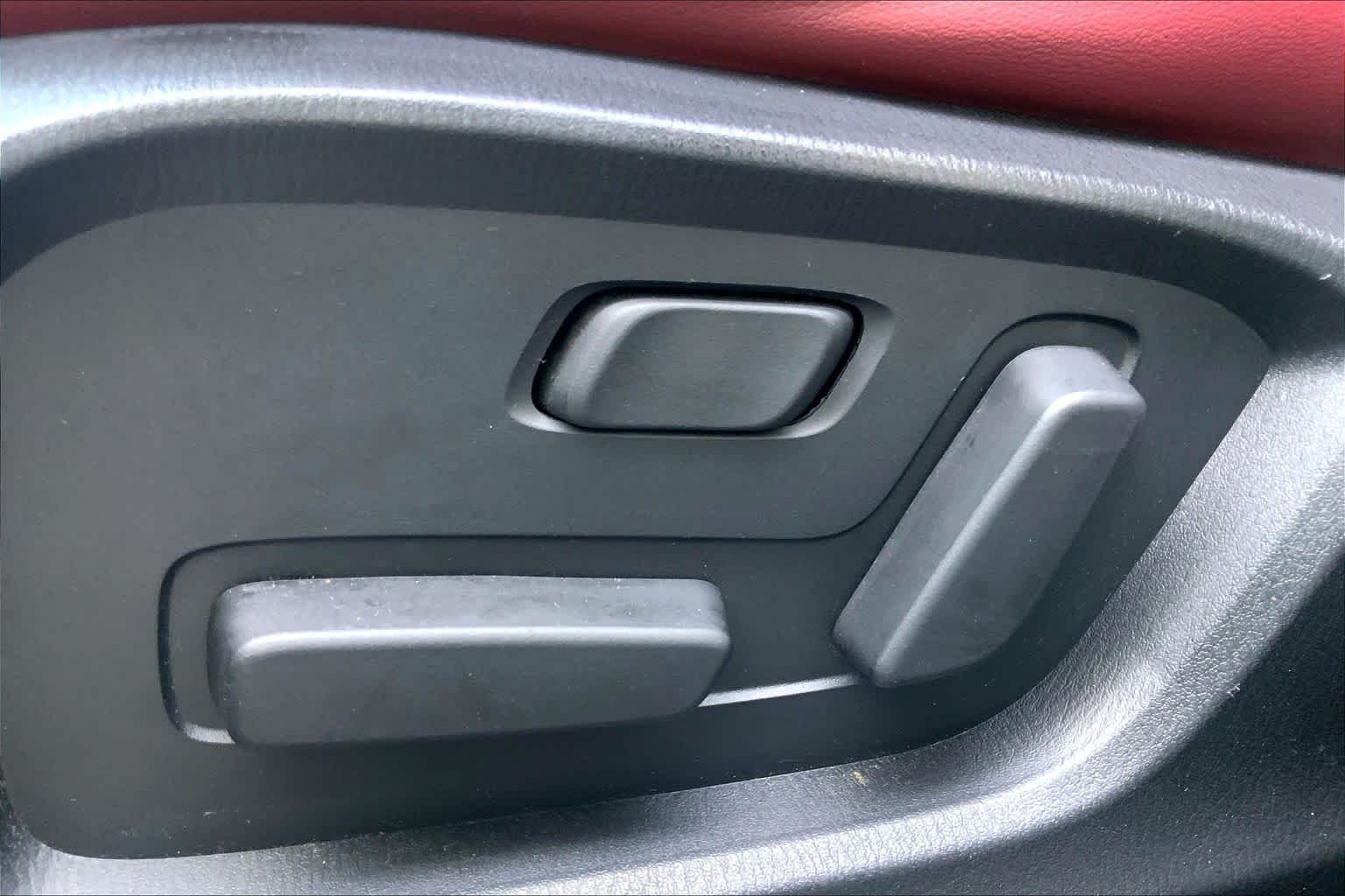 Certified Used 2021 Polymetal Gray Mazda Carbon Edition Turbo image 35