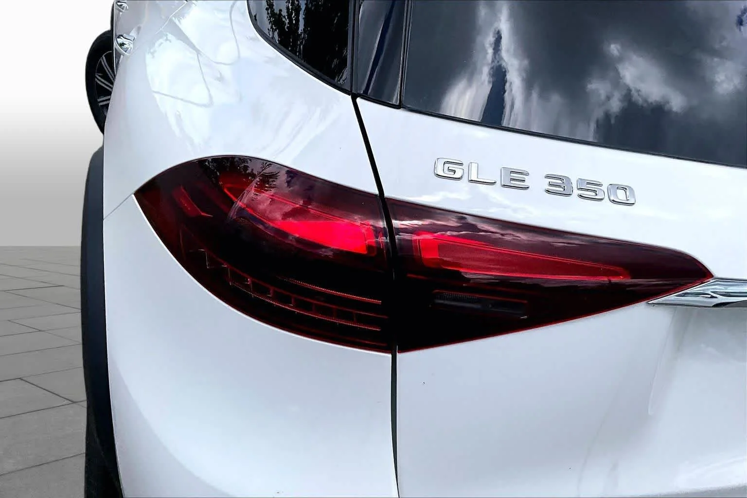 New 2026 Polar White Mercedes-Benz GLE 350 image 6