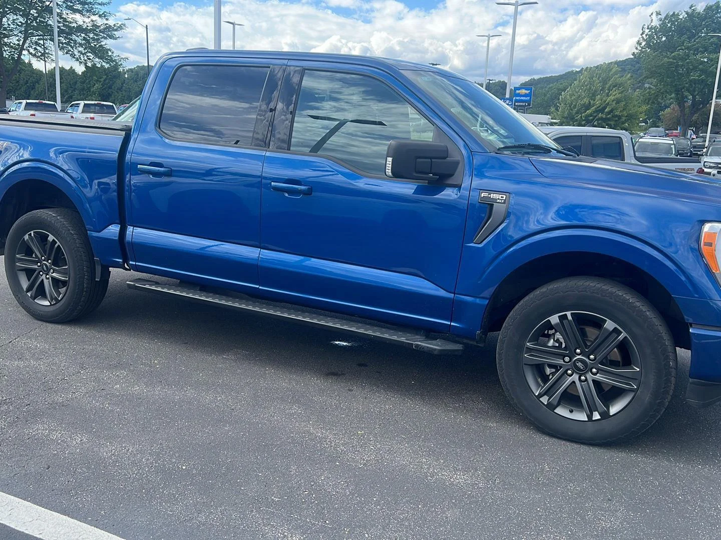 Used 2023 Atlas Blue Ford XLT image 3