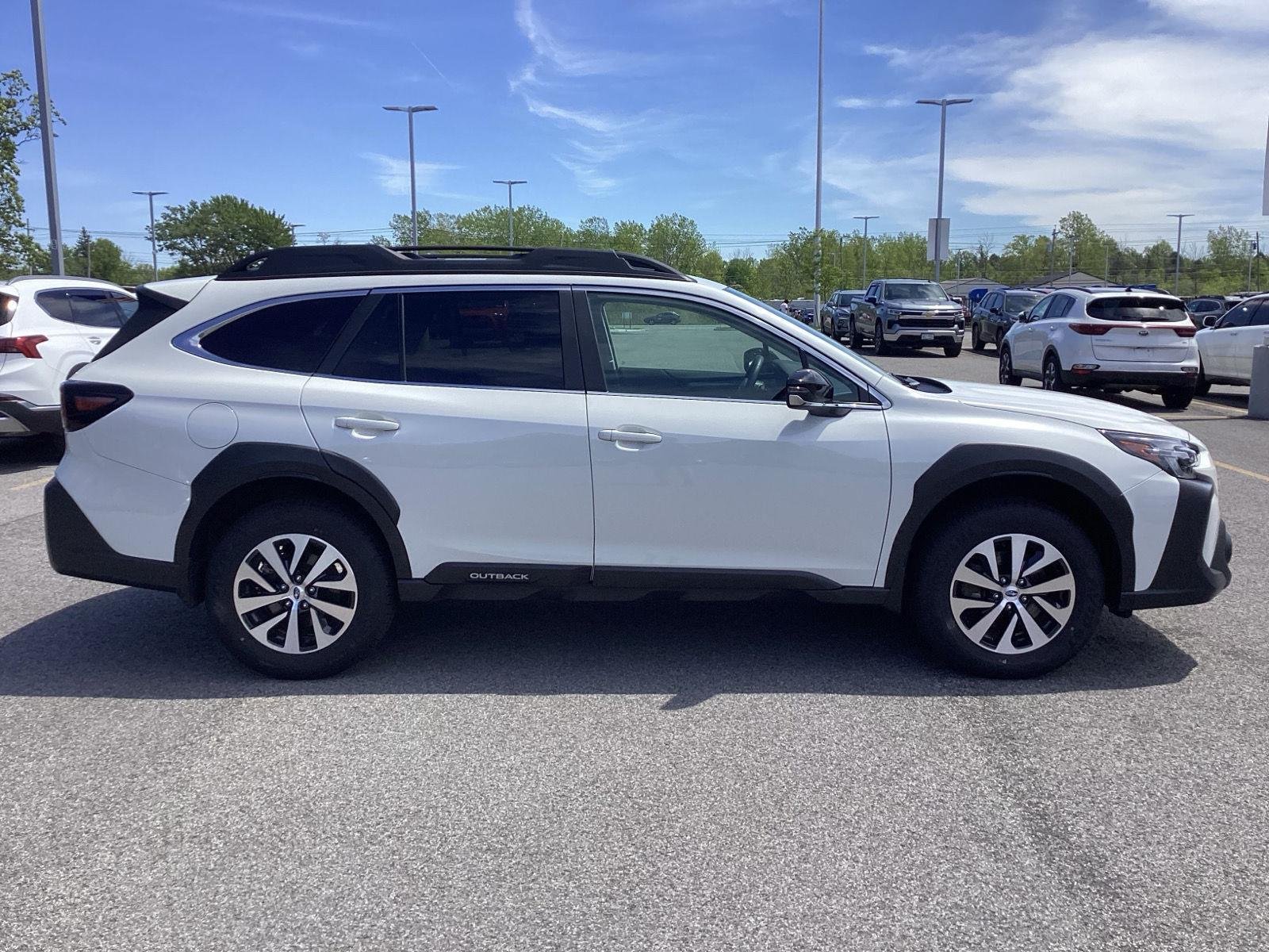 2025 Subaru Outback Premium - Photo 10