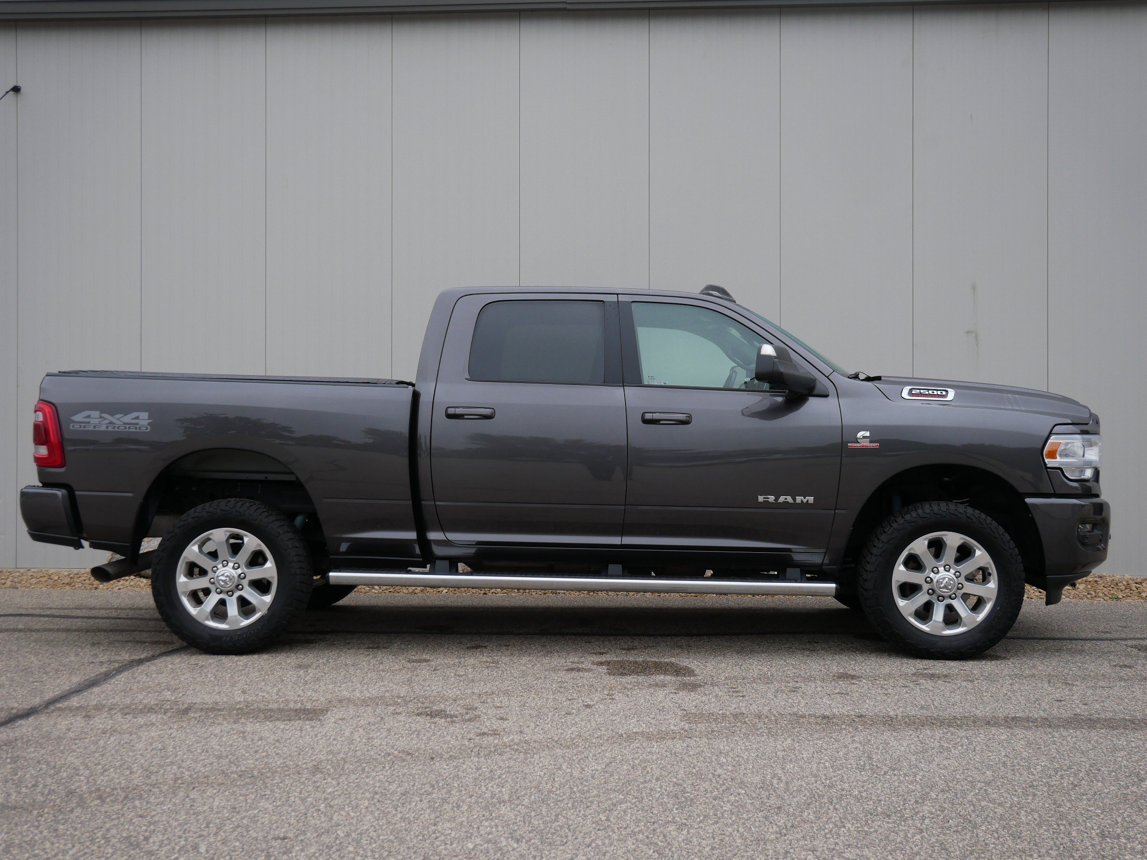 Used 2021 Granite Crystal Metallic Clearcoat Ram Big Horn image 6