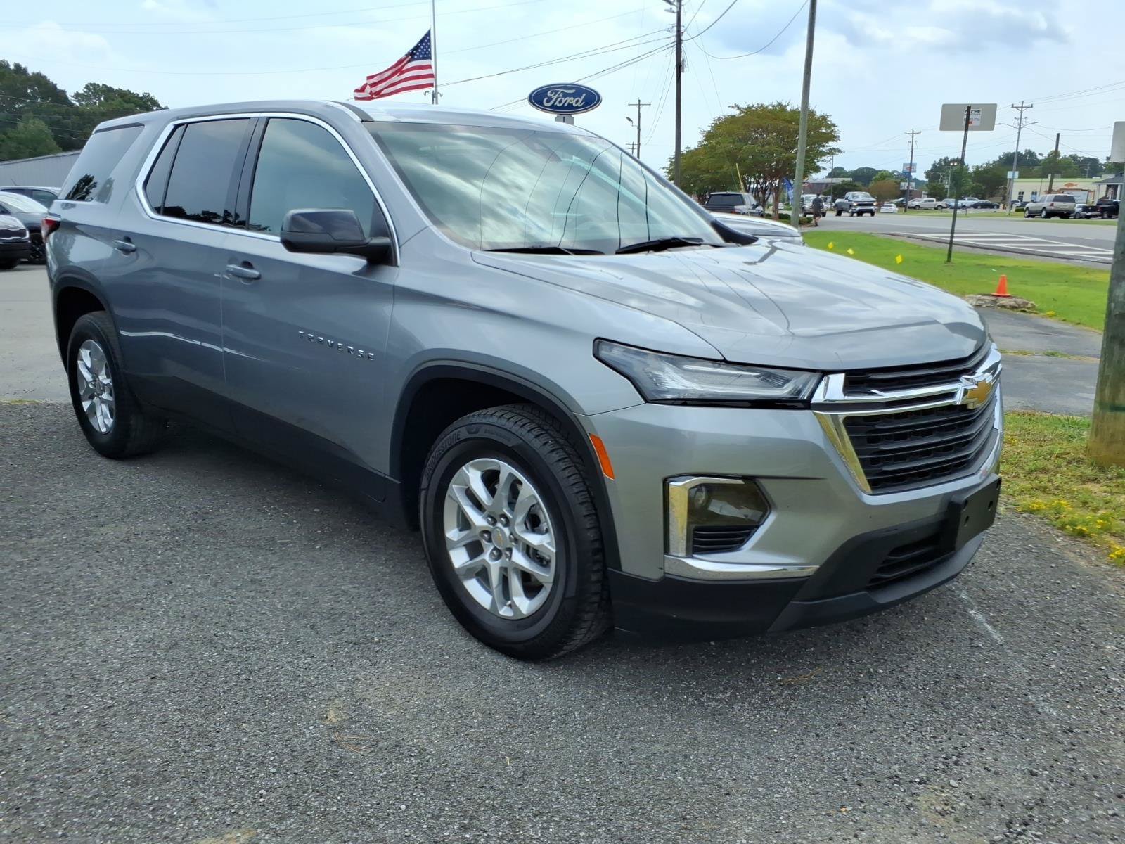 Used 2023 Gray Chevrolet LS image 6