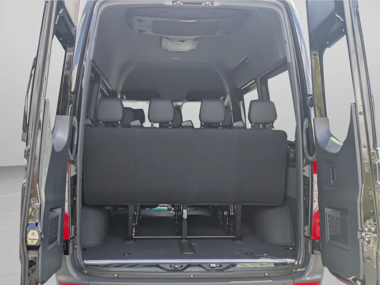 2025 Mercedes-Benz Sprinter Passenger Van Base - Photo 10
