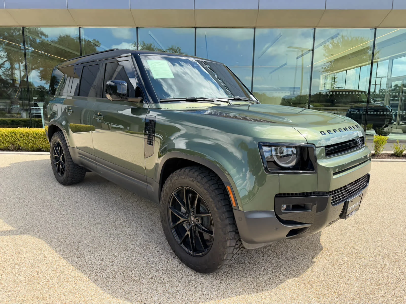 Certified Used 2026 Woolstone Green Metallic Land Rover S image 4