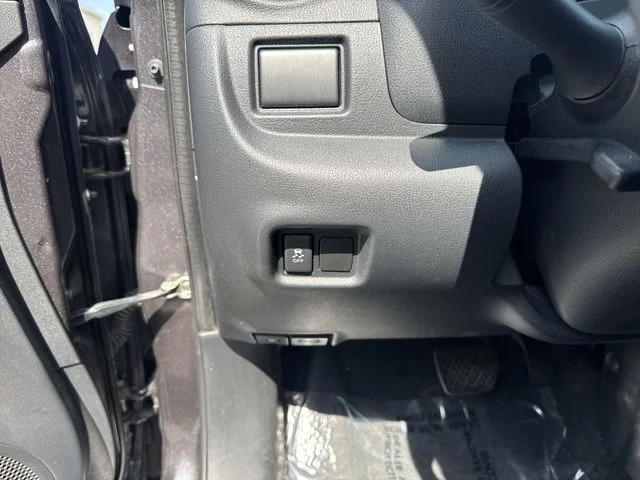 Used 2015 Gray Nissan 1.6 S image 21