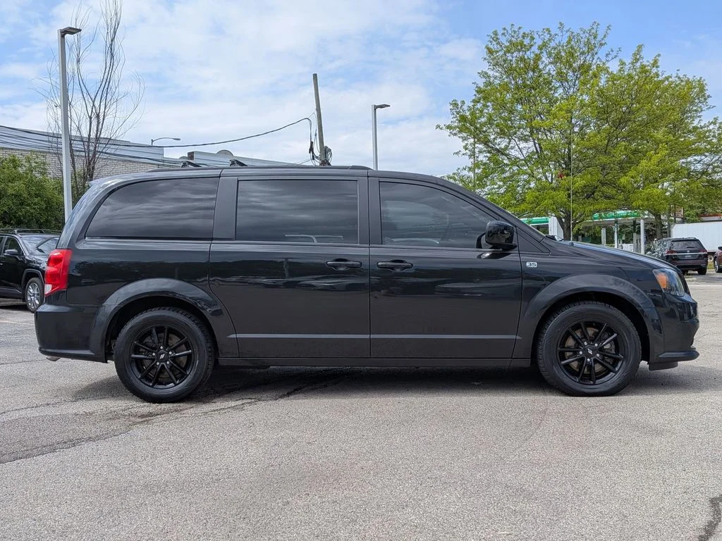 Used 2019 Black Dodge SE image 8