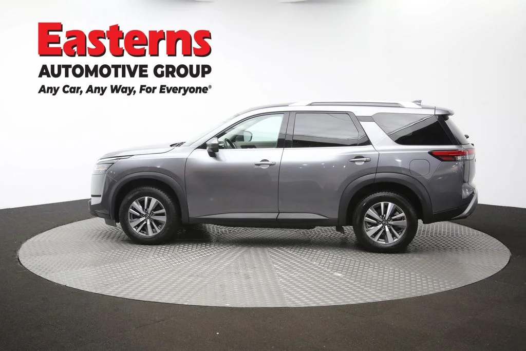 Used 2022 Gray Nissan SL image 61