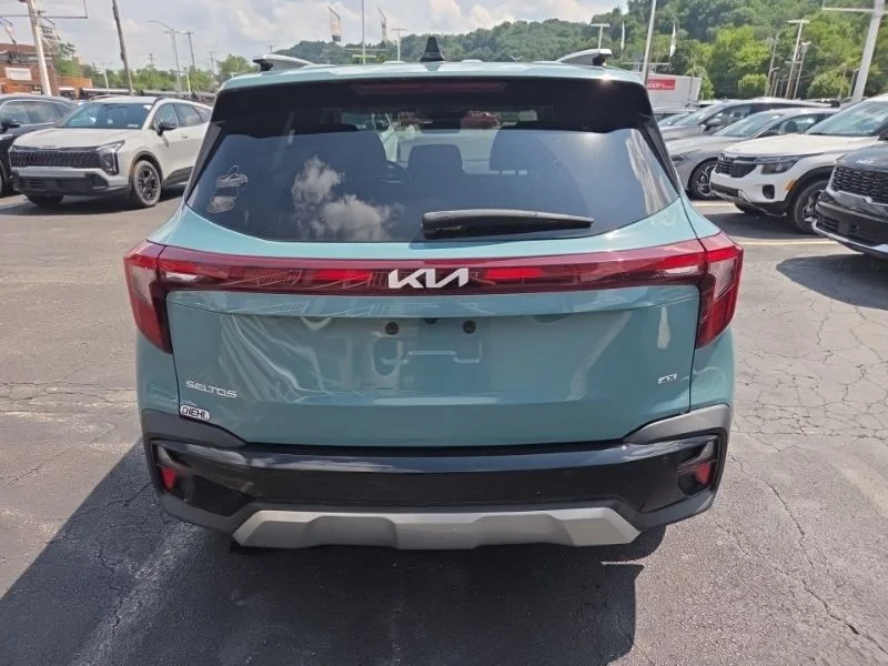 Used 2025 Blue Kia EX image 6