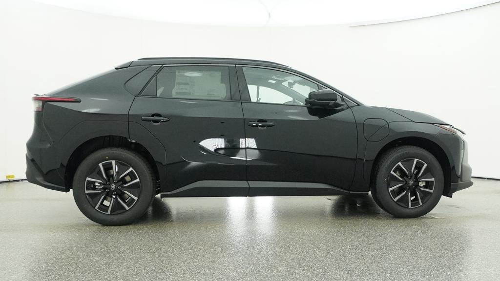 New 2026 Midnight Black Metallic Toyota XLE image 16