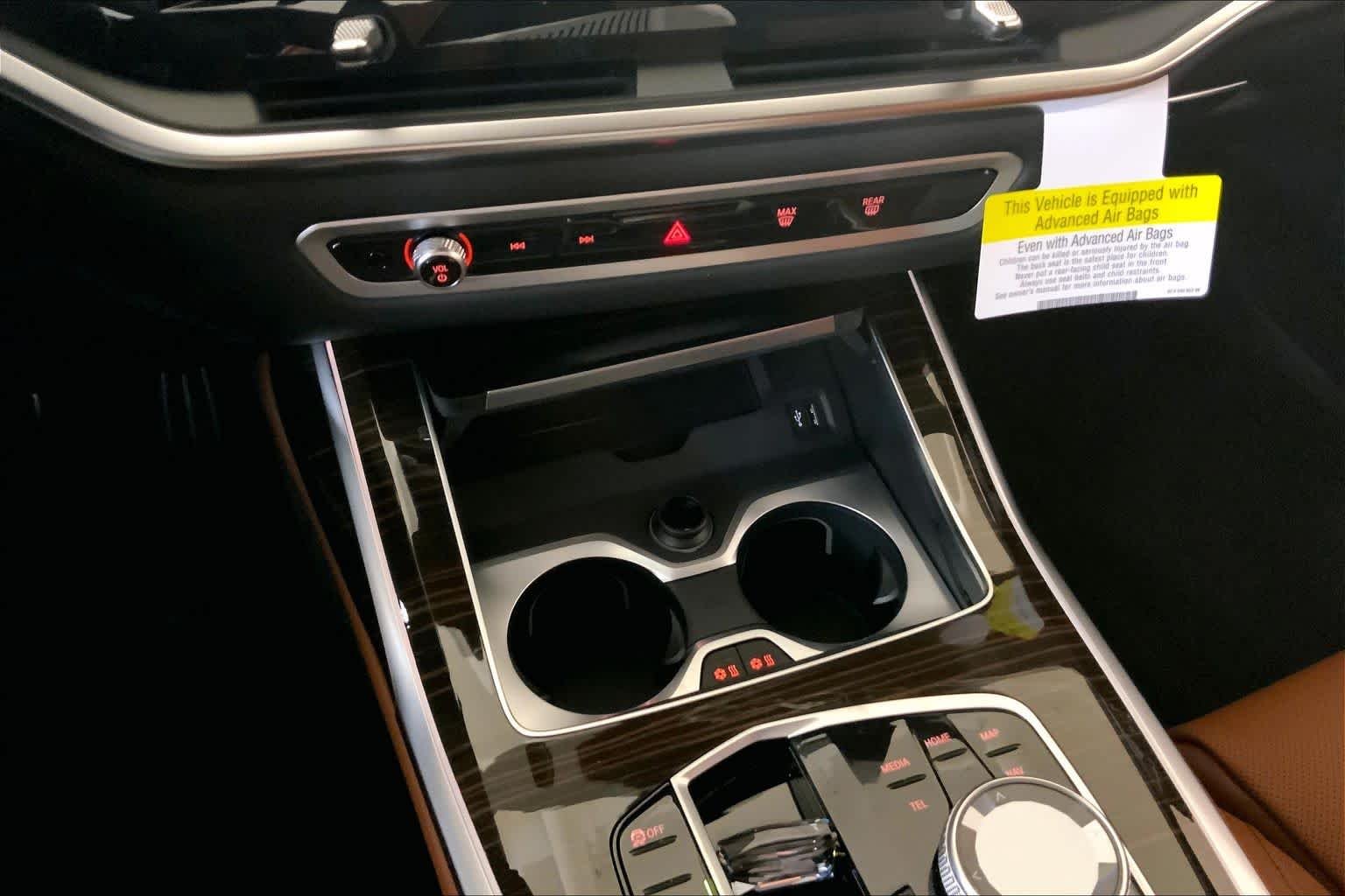 New 2026 Mineral White Metallic BMW M60i image 20