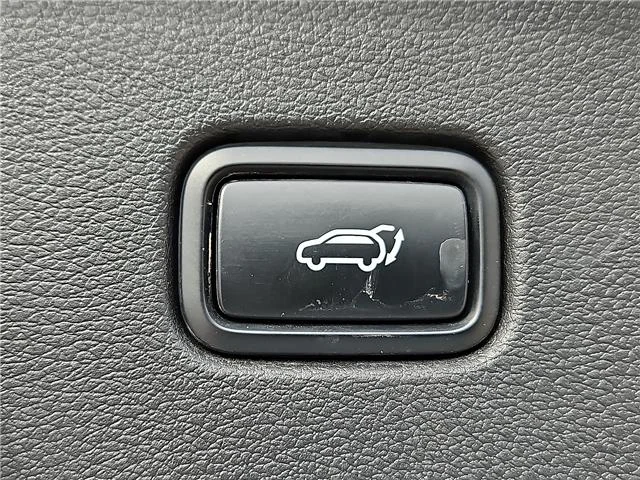 Used 2023 Sapphire Blue KIA X-Line All-Wheel Drive image 11