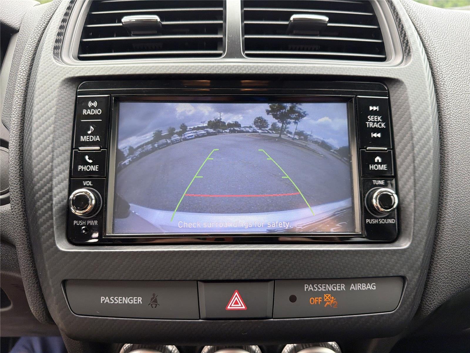 Used 2023 White Diamond Mitsubishi ES image 4