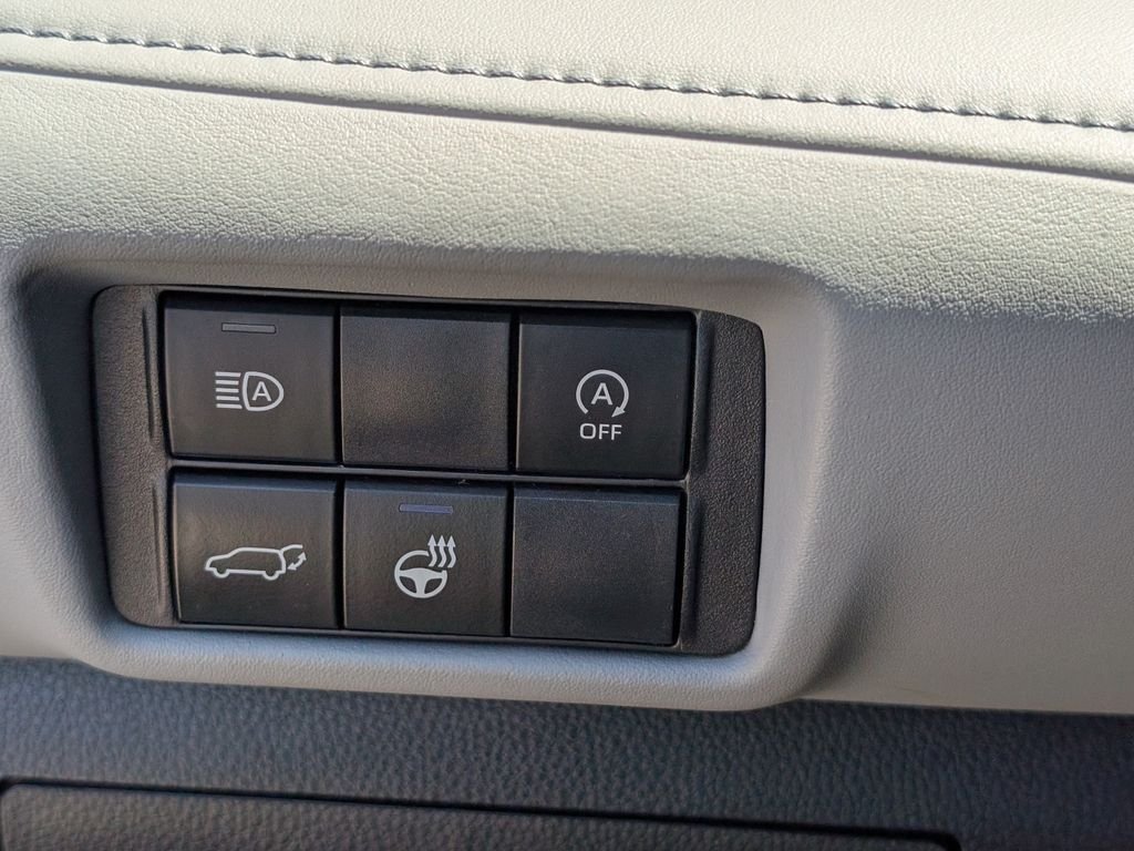 Used 2023  Toyota Limited image 24