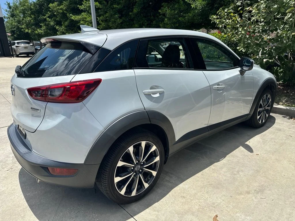 Used 2019 White Mazda Touring image 2