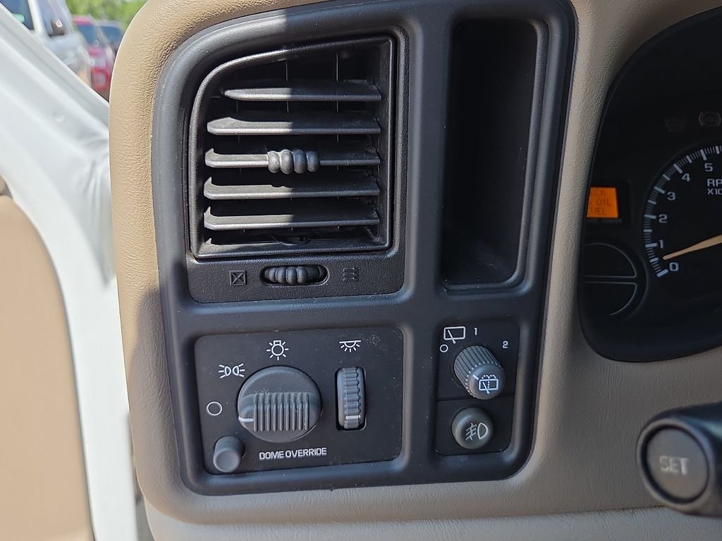 Used 2002 White Chevrolet LS image 23
