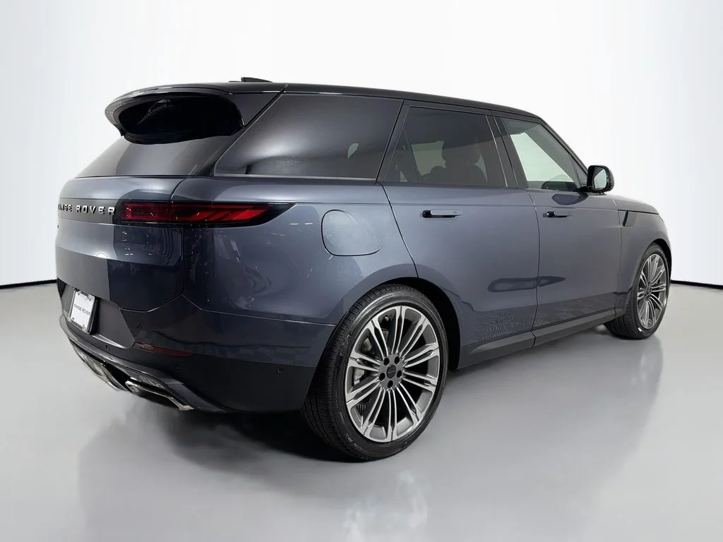 New 2026 Varesine Blue Land Rover SE image 5
