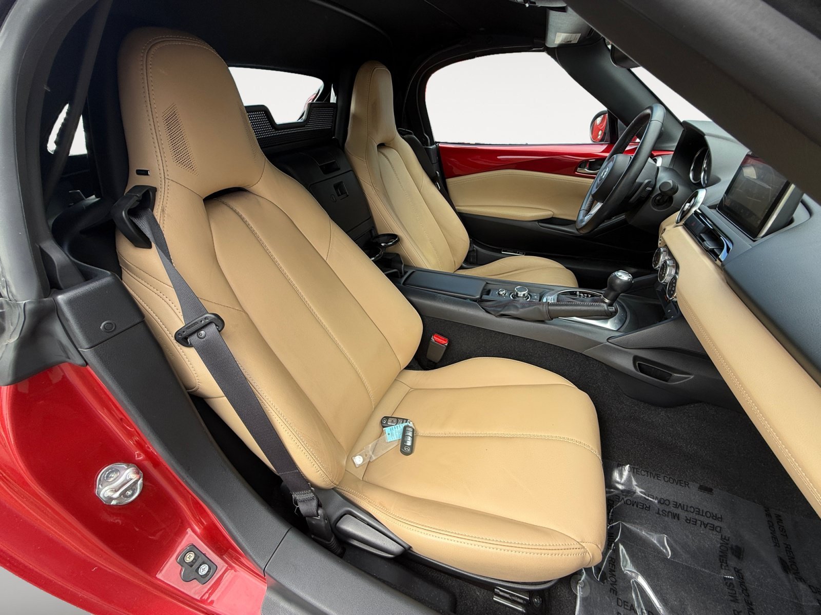 Used 2016 Red Metallic Mazda Grand Touring image 17