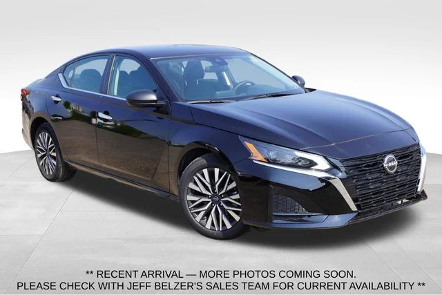 Used 2024 Black Nissan 2.5 SV image 1