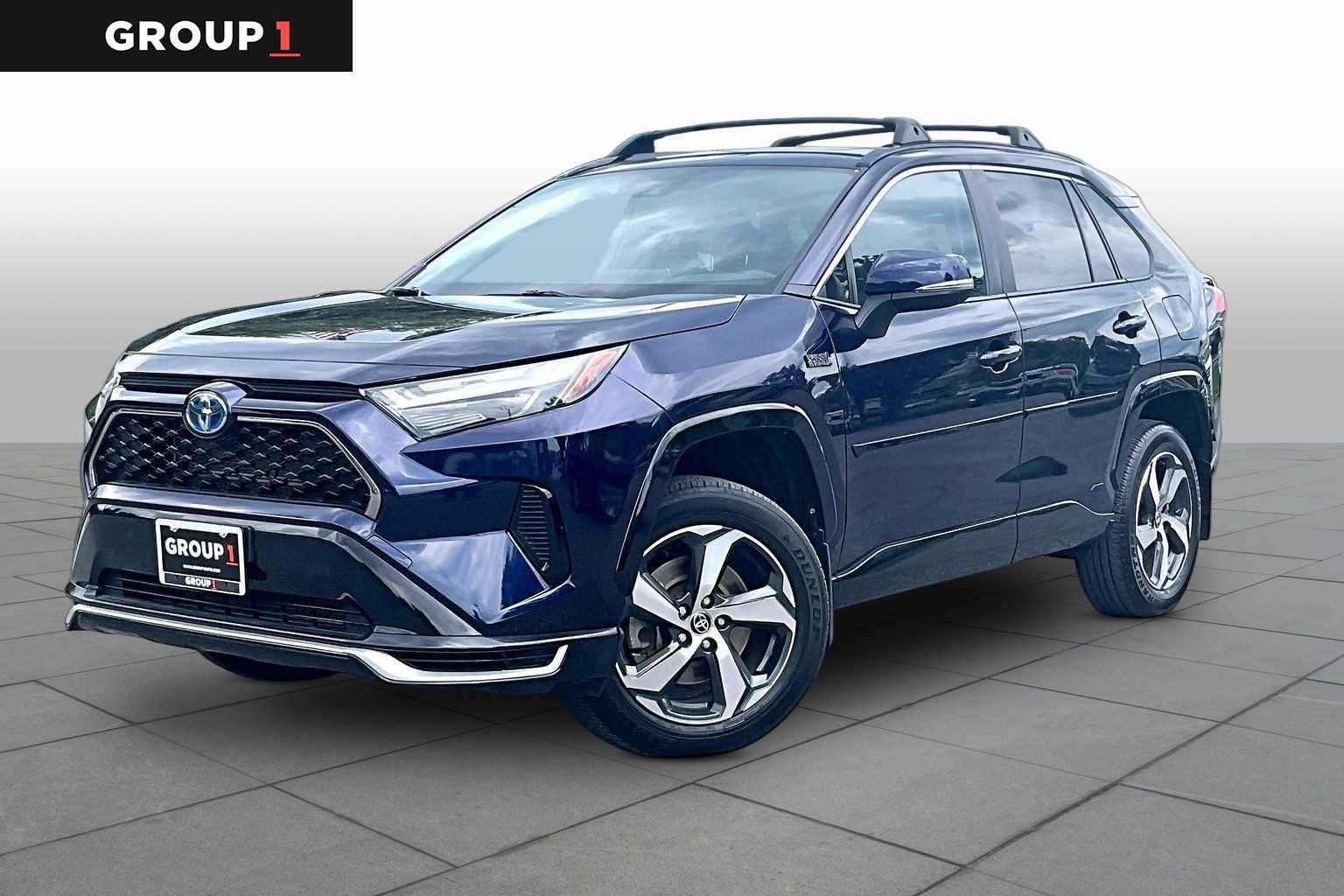 2023 Toyota RAV4 SE