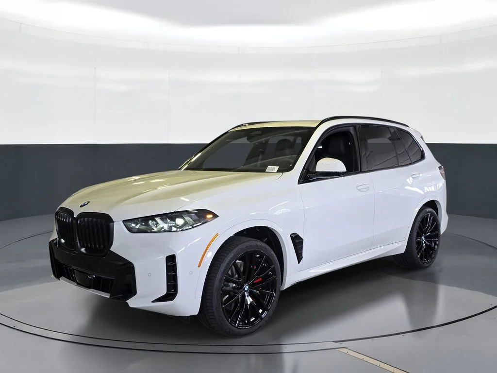 New 2026 Alpine White BMW sDrive40i image 1