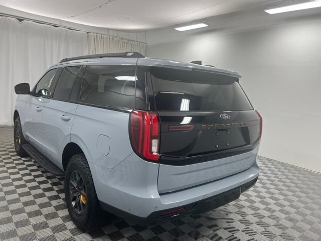 Used 2025 Gray Ford Tremor image 6