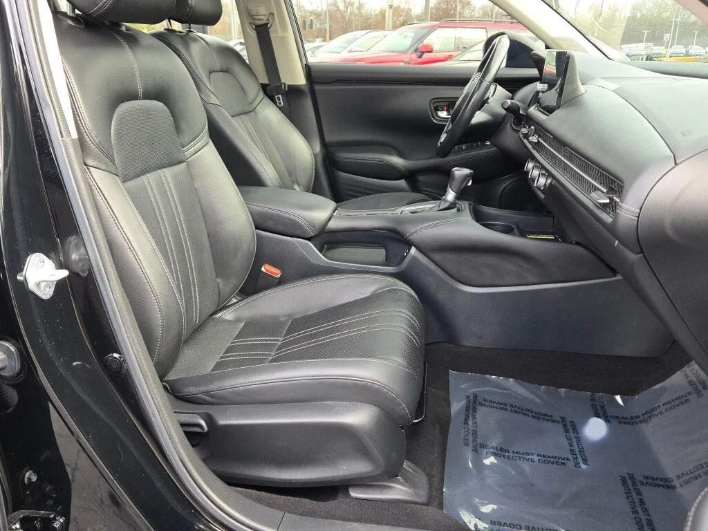 Used 2024  Honda EX-L image 6