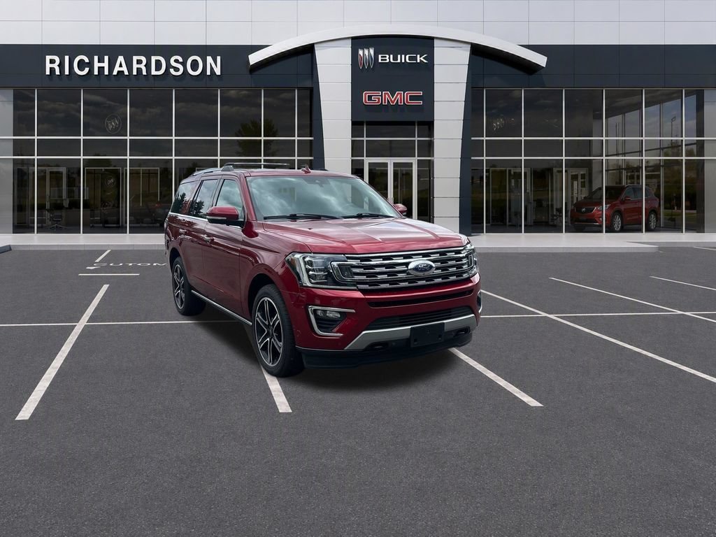 Used 2019  Ford Limited image 8