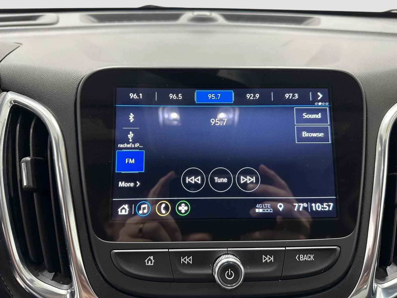 Used 2021 SUMMIT WHITE Chevrolet Premier image 11