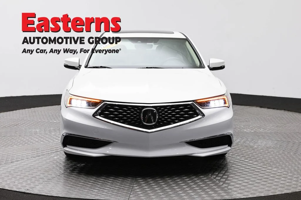 Used 2020 White Acura 2.4L image 2