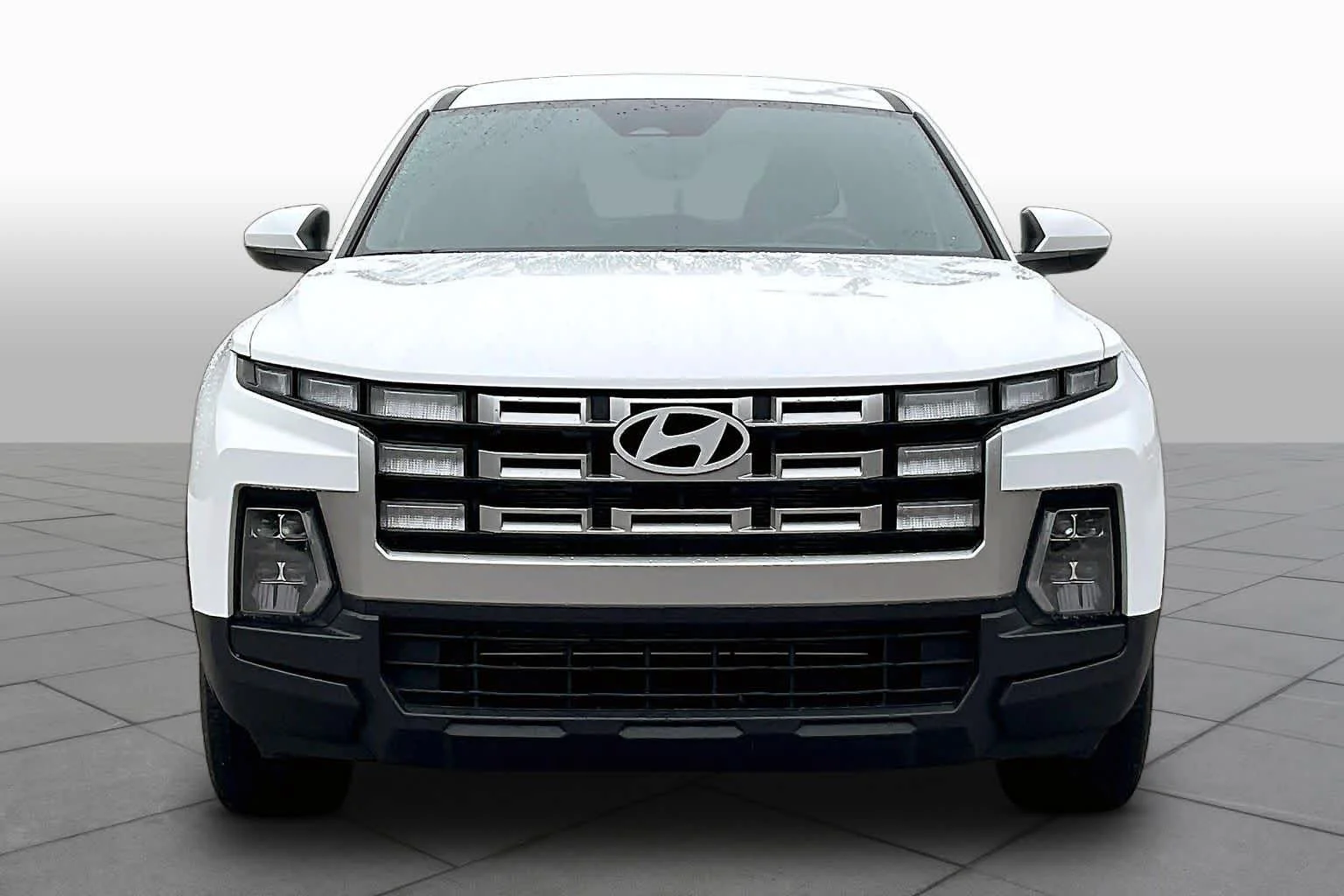 Used 2025 Atlas White Hyundai SE image 4