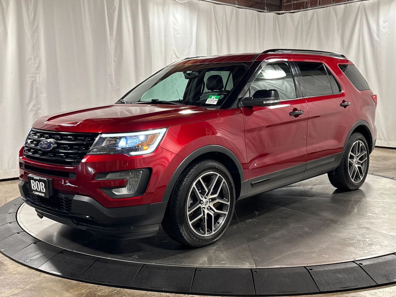 Used 2017 Red Ford Sport image 1