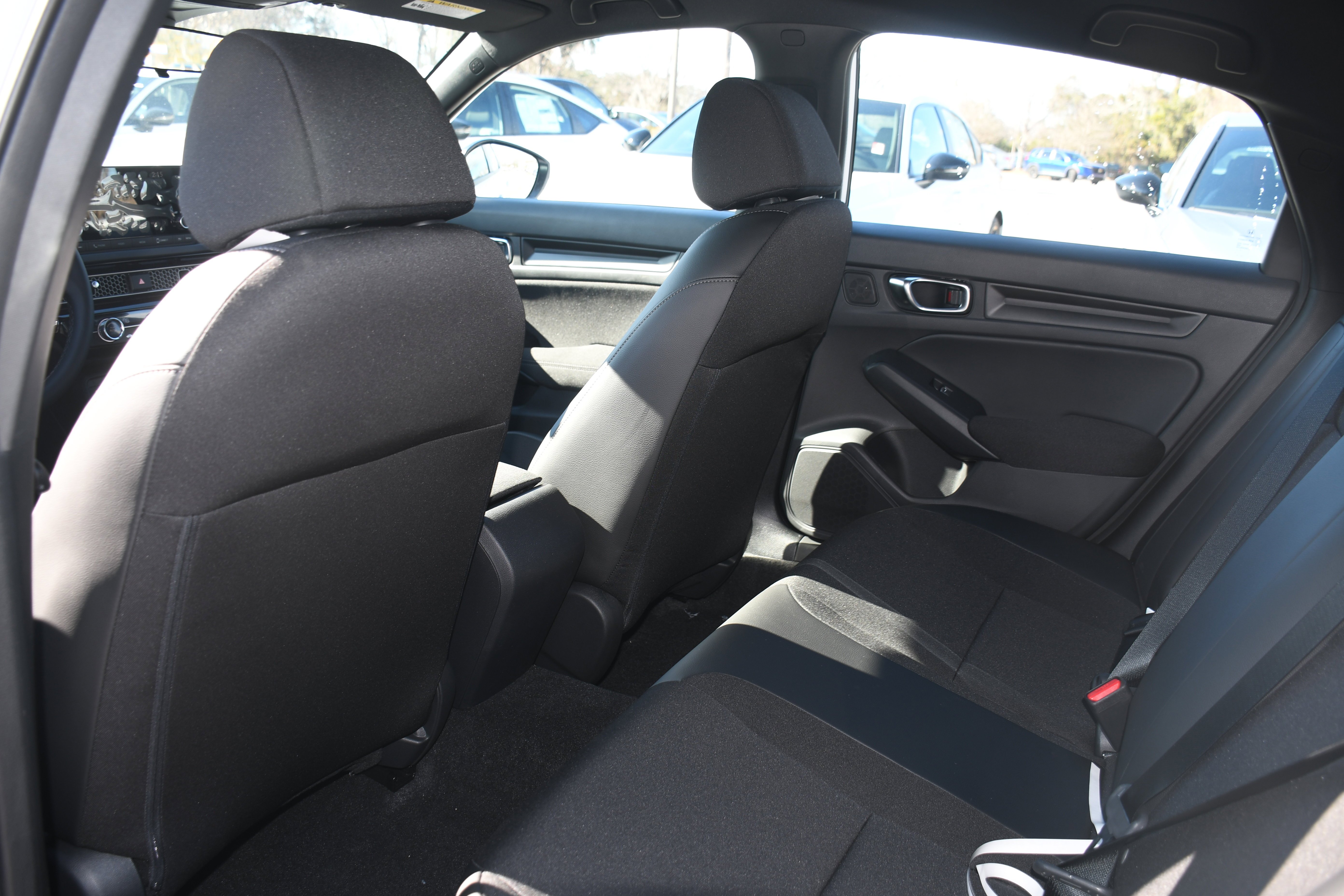 2026 Honda Civic Hatchback Sport - Photo 8