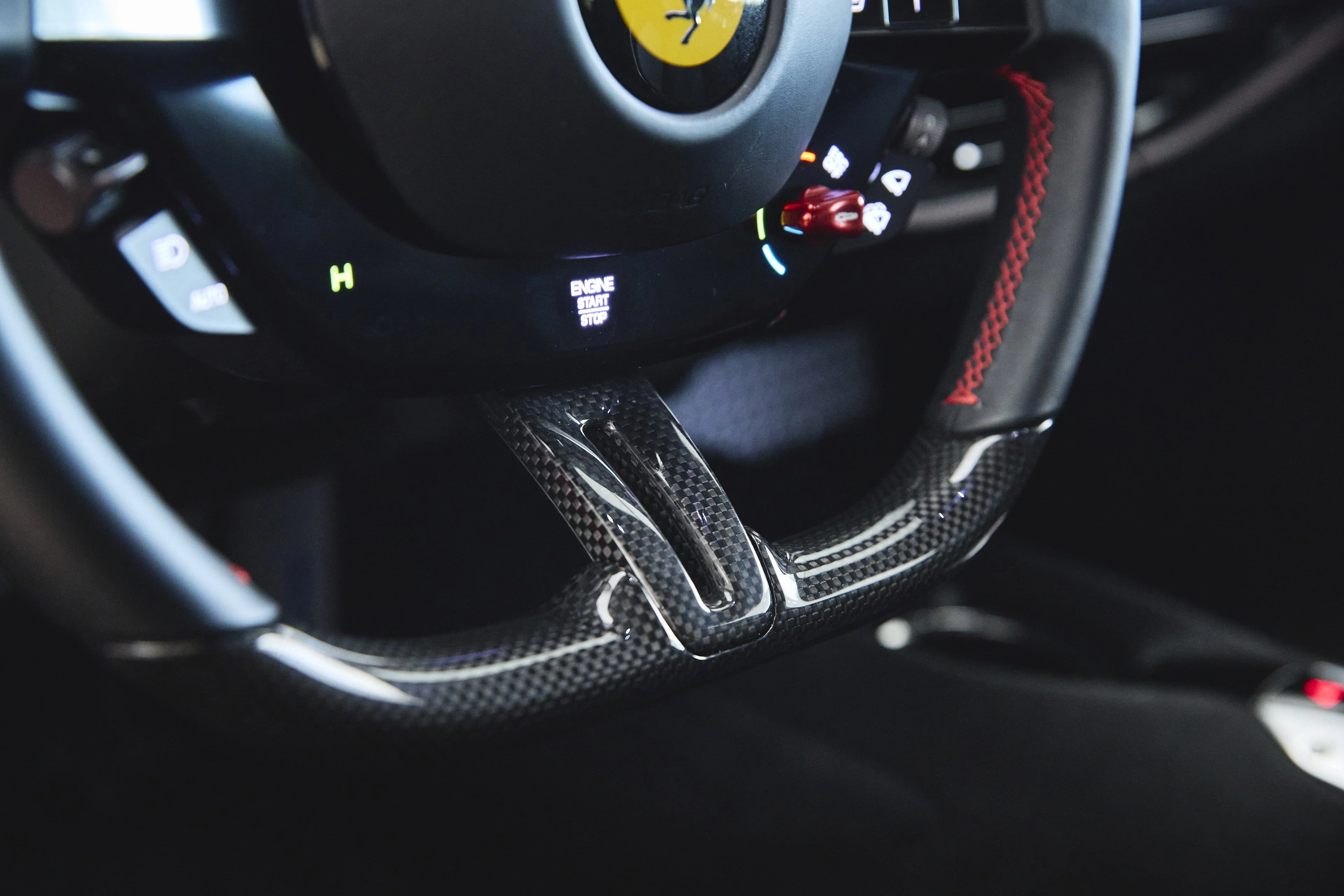 2022 Ferrari SF90 Base - Photo 19