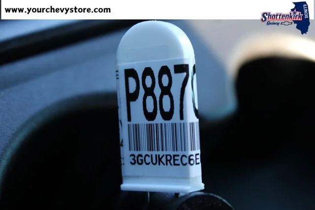 Used 2014 Silver Chevrolet LT image 32