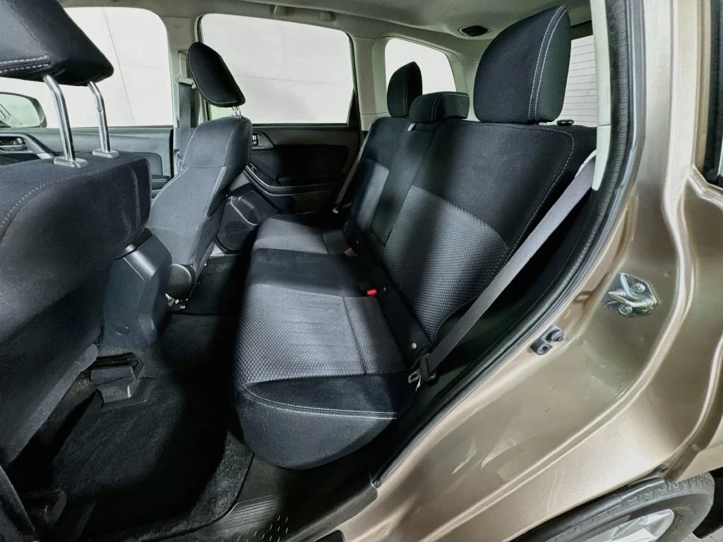 Used 2015 Brown Subaru 2.5i Premium image 29