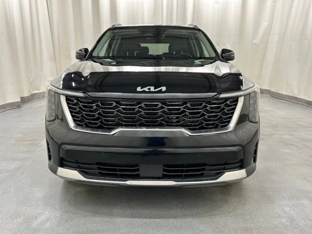 Used 2025  Kia EX image 26