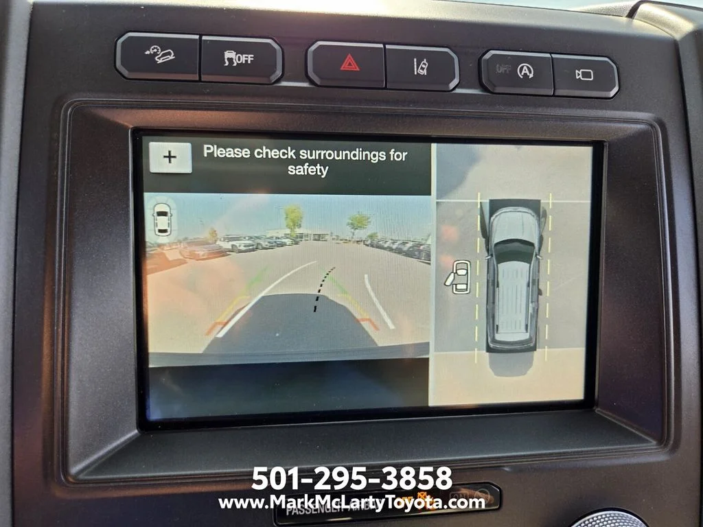 Used 2018 White Ford Limited image 29
