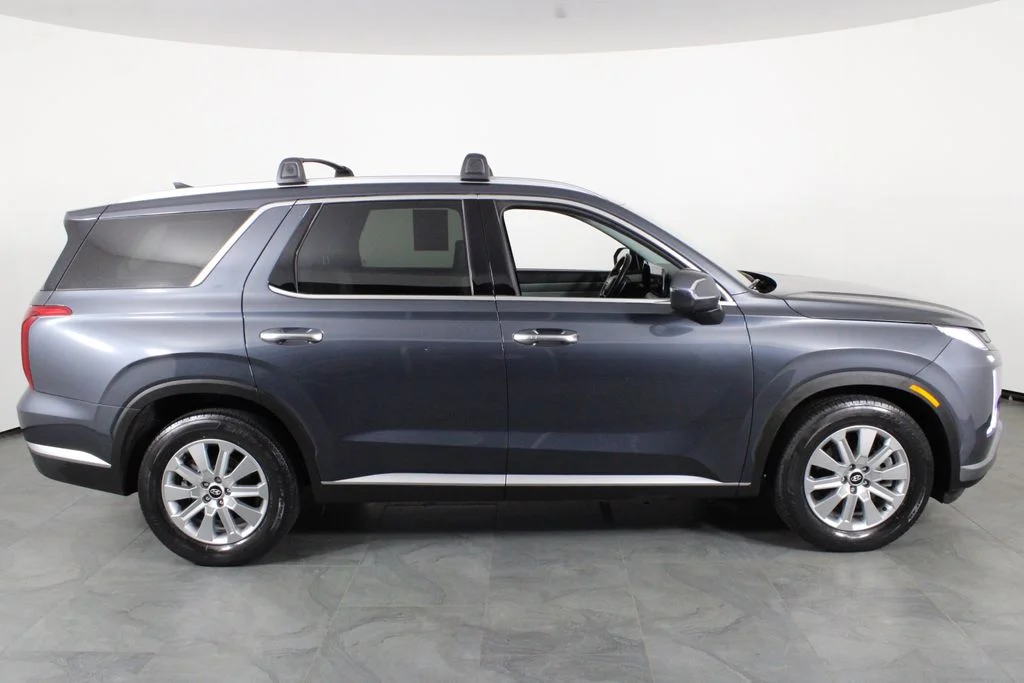 Used 2024 Gray Hyundai SEL image 12