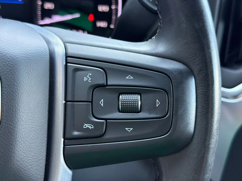 Used 2019 Red GMC SLT image 25
